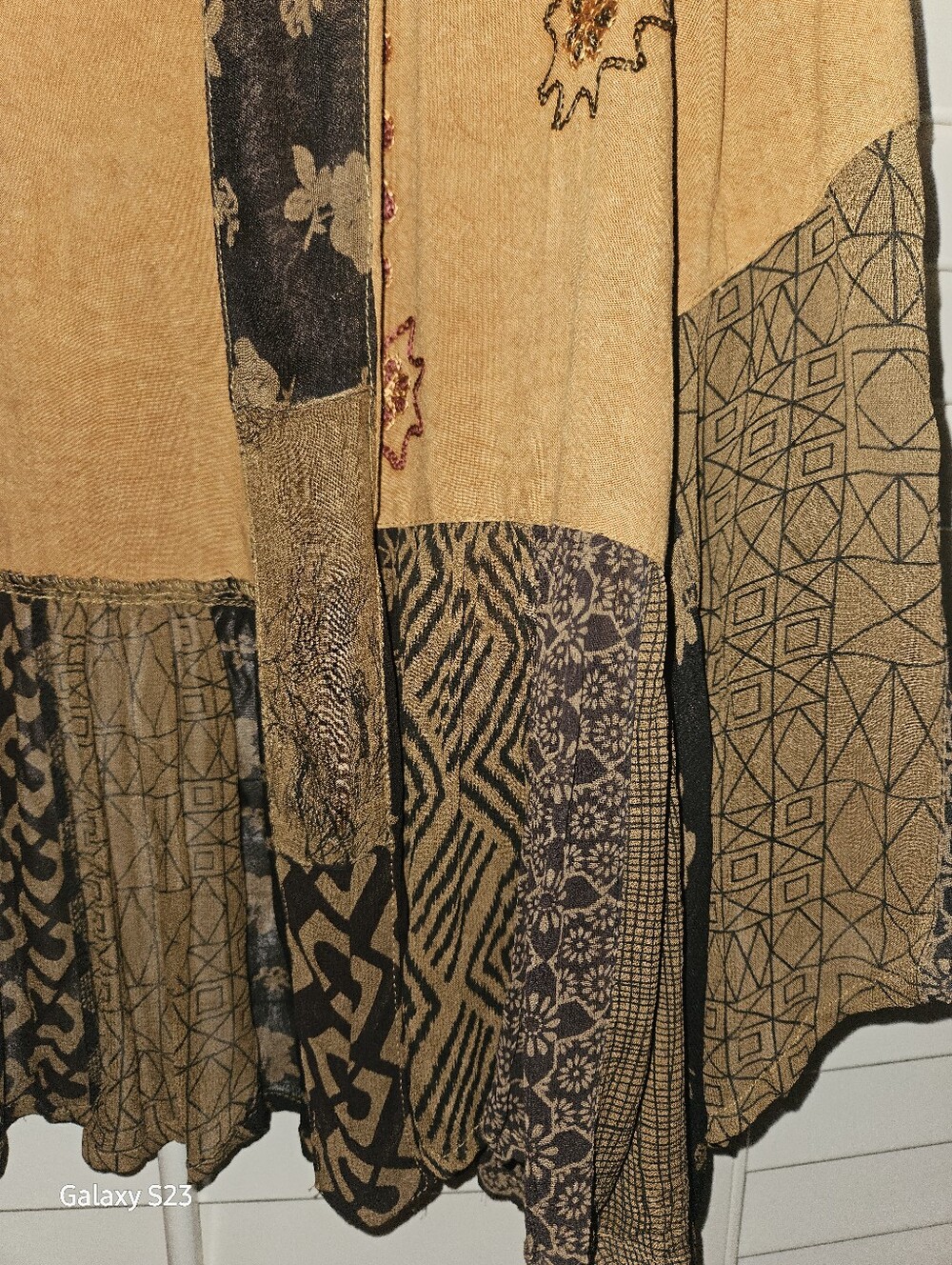 Young Threads Boho Rust Embroidered Kimono - Picture 4 of 6